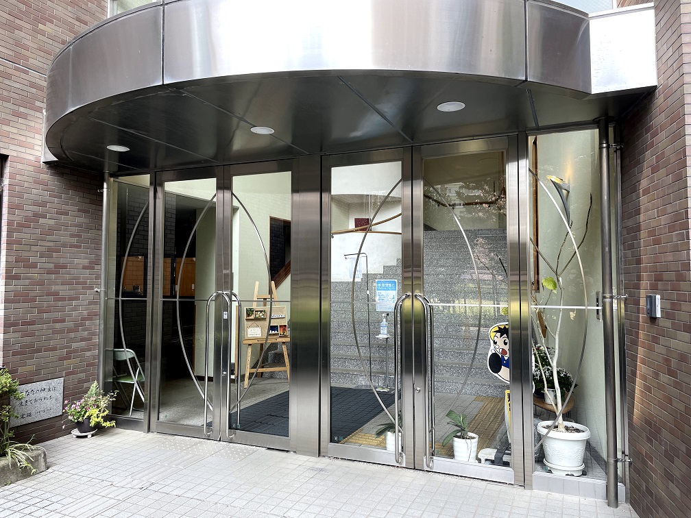 教会玄関